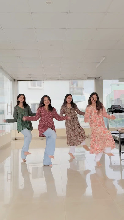 Main Nachdi 🎶💃🥁 #dance #theshuklasisters #punjabisong #sisters