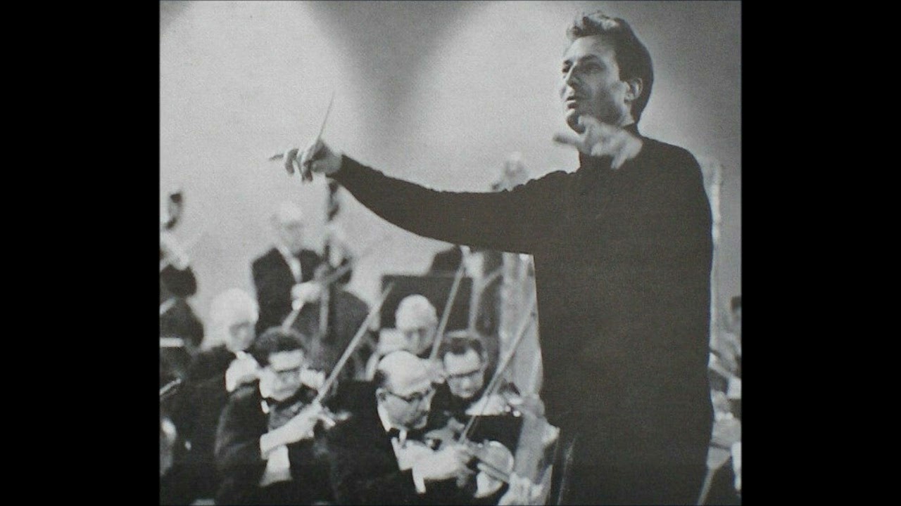Brahms - Symphony n°3 - Philharmonia / Giulini - YouTube