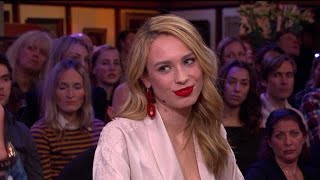 Loiza Lamers vertelt voor het eerst over herseninf - RTL LATE NIGHT