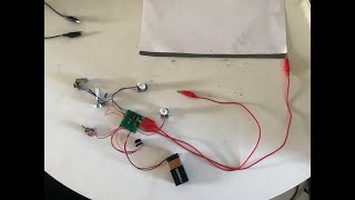 Homemade Synth Ribbon Controller: Demonstration and Explanation