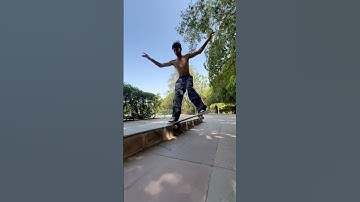 Slappy noseslide #noseslide #skateboard #skateboarding