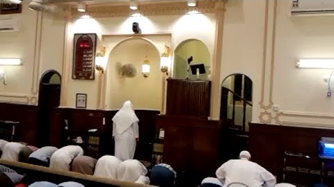 صلاه التهجد للقارئ إلياس بخش بمسجد معاذ بن جبل بجده ليله ٣٤/٩/١٤٣٨