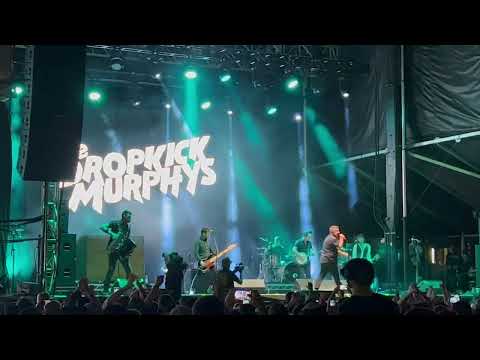 Dropkick Murphys - Smash Shit Up