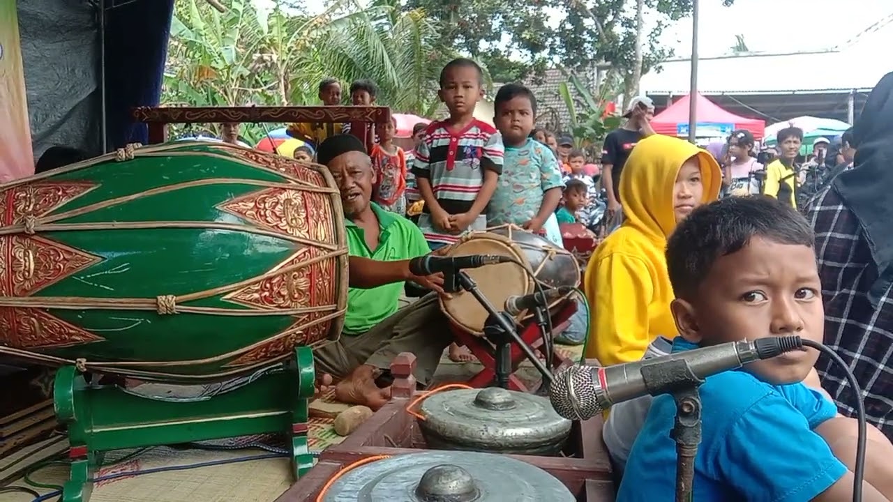 jathilan klasik Tresno Manunggal Budoyo