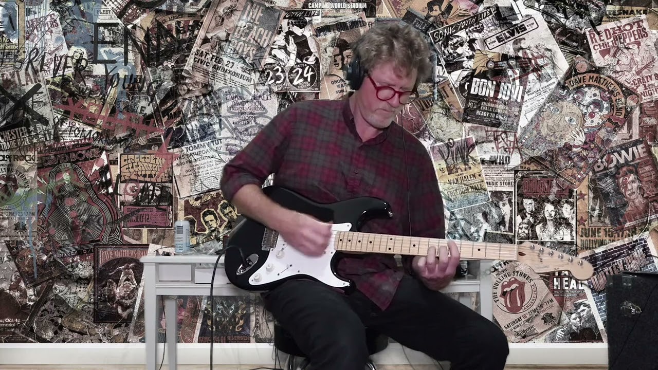 FENDER SQUIER 1985 JAPAN - YouTube