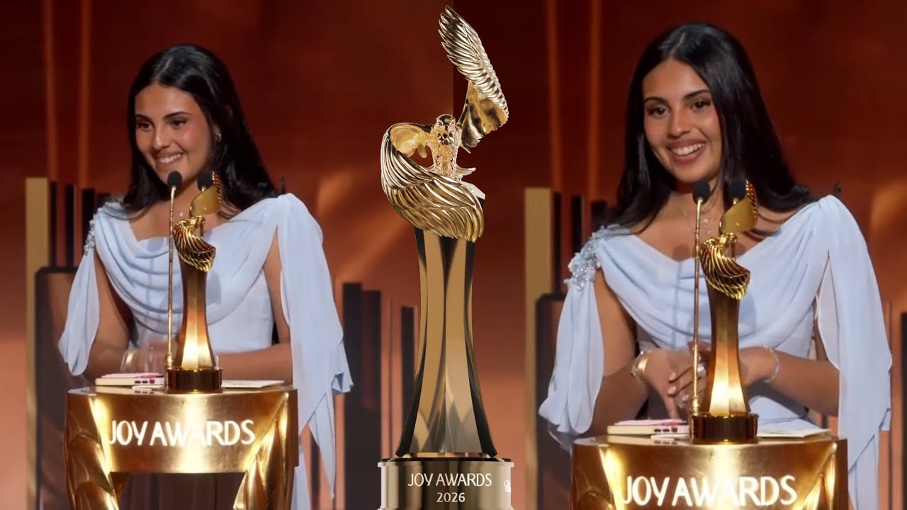 لحظه فوز رتيل الشهري بجوي اوردز بـ فئه المؤثره المفضله لسنه 2026 ❤️