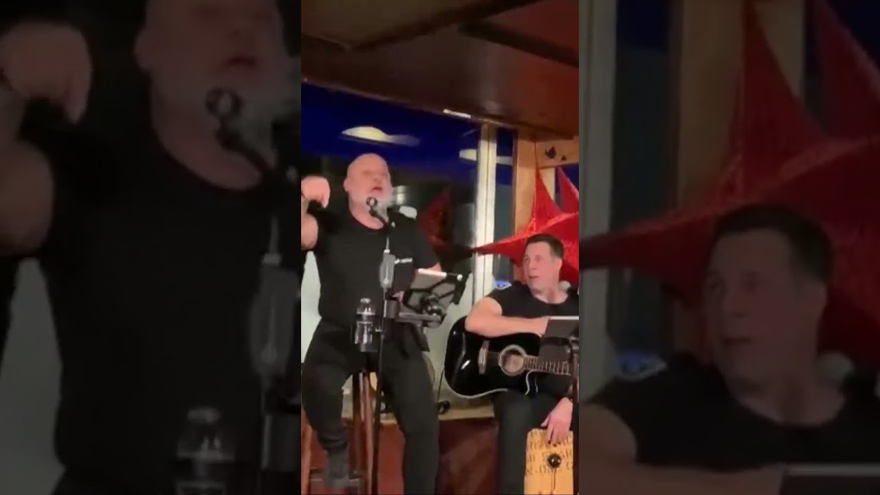 veedelsfastelovendsfierer von Engk vum Daach