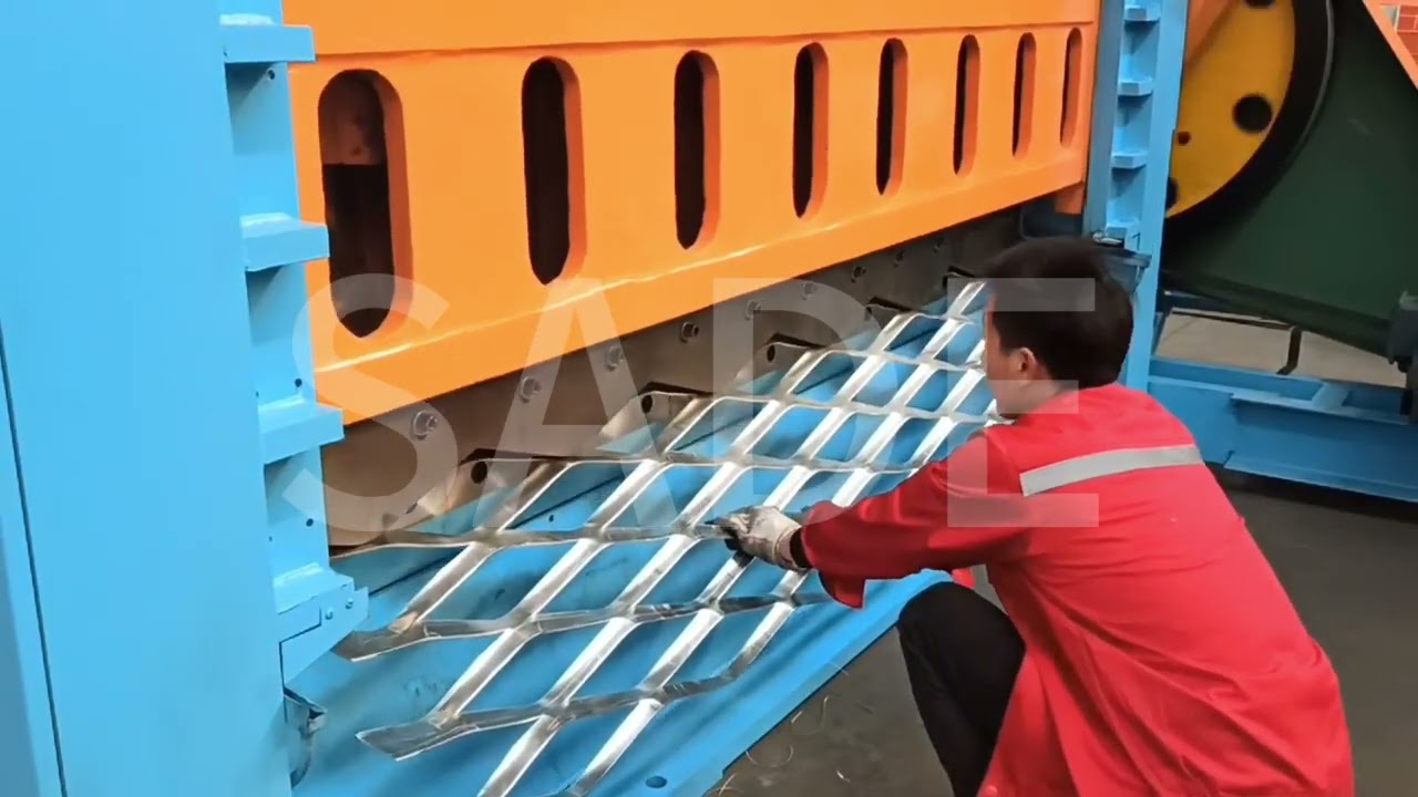 expanded metal mesh machine