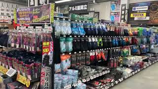 Japanese hardware store. A quick look inside as i go in to grab a few things.