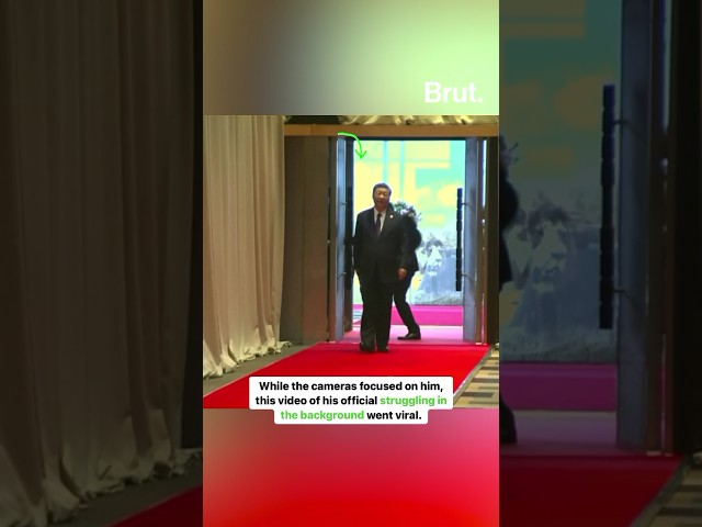 Here's what happened after Chinese President Xi Jinping's aide arrived late for the BRICS meeting… class=