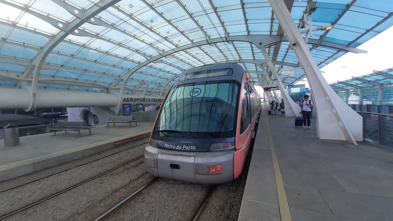 Viagem no Metro do Porto em primeira pessoa - S. Bento até ao Aeroporto