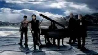 Video thumbnail of "Backstreet Boys - Downpour"