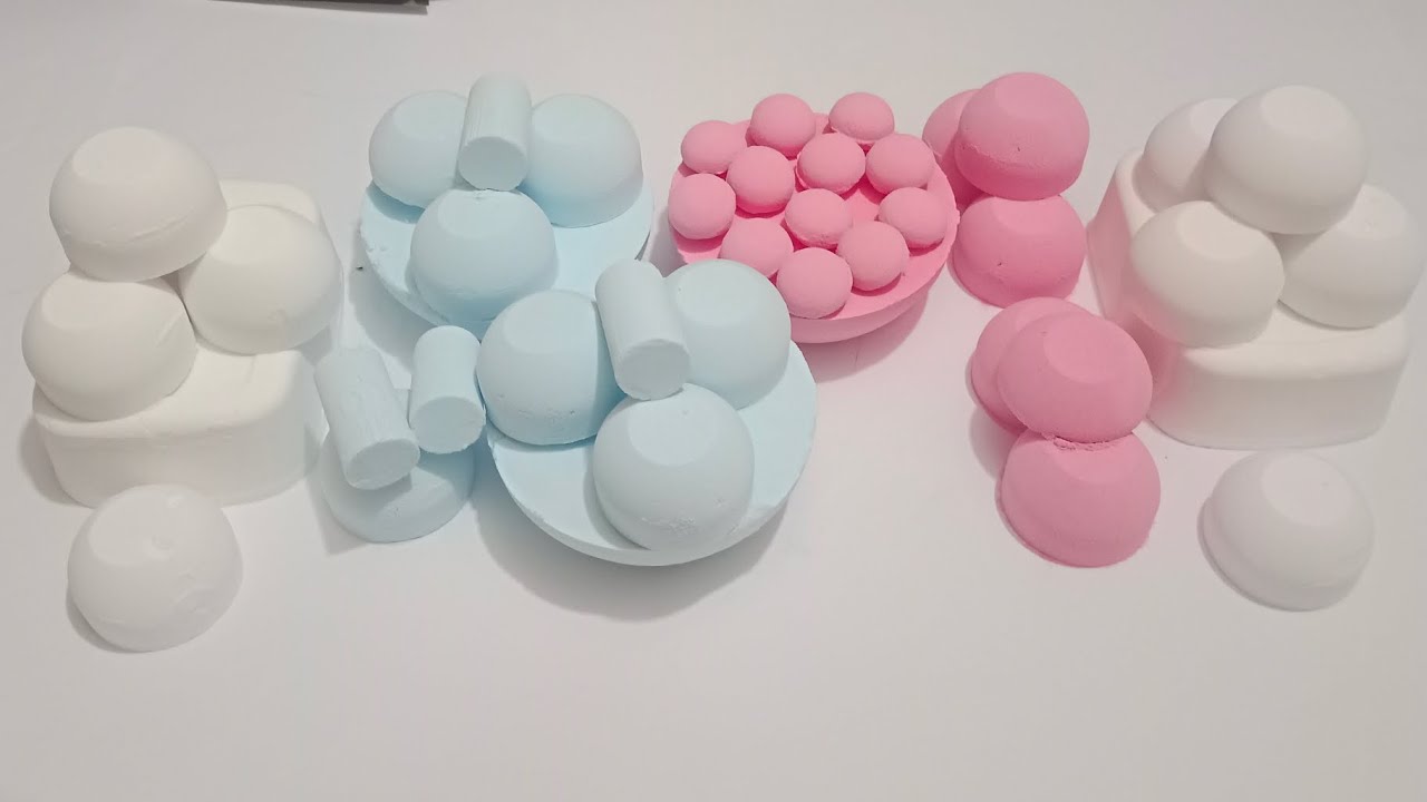 Baking soda crush 🤤 satisfying videos 😄😺#asmr #bakingsoda 