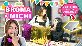 🎉😈BROMA a MICHELLE EN SU CUMPLEAÑOS 🎁LLORA AL ABRIR SU REGALO 🥲|🌮TAQUITOS, FAMILIA Y PASTEL 🍰