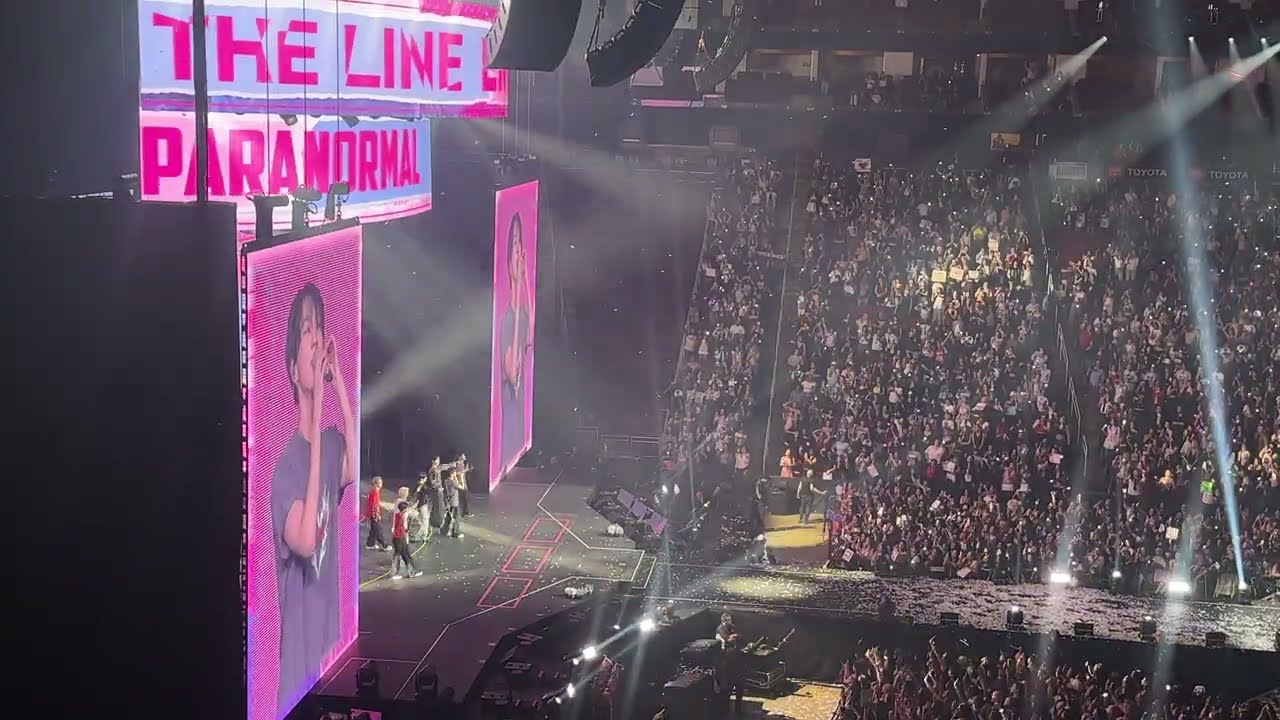 Enhypen “Paranormal” Walk The Line World Tour 2025 in Houston TX Toyota Center Night 1