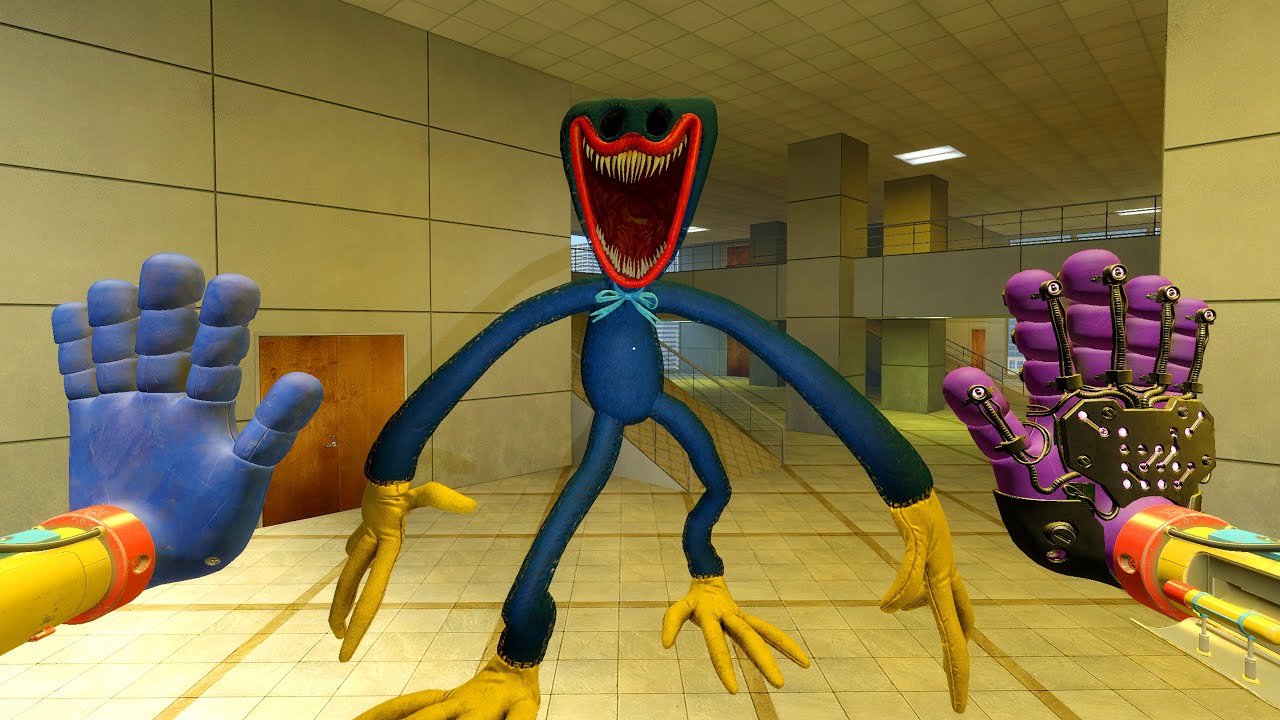 I SPOTTED HUGGY, WUGGY, AND THE TALL MOM FROM POPPY PLAYTIME APPEARING ALL OVER THE CITY!