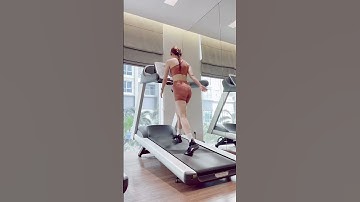 Xuống phòng tập gym vài đường rồi cũng quay về với yoga #yoga #zinatrang #yogalife