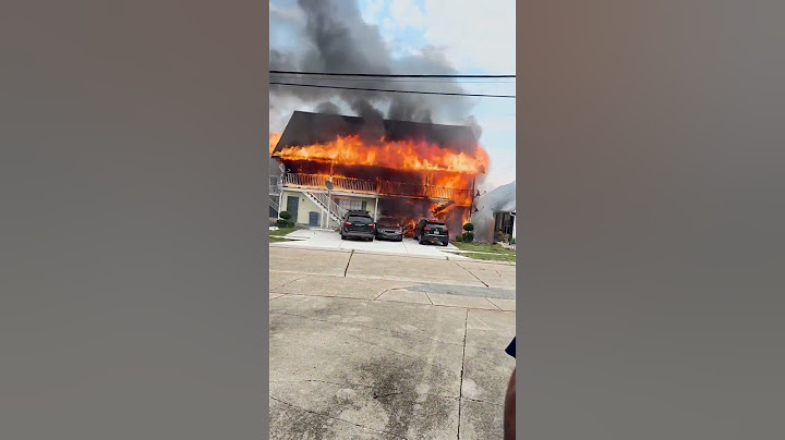 Raw video shows massive fire that injured firefighters, infant in Louisiana