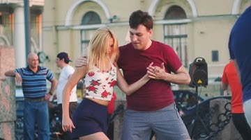 Zouk Open Air. Kirill Potapov and Elena Tihonova. Zouk improvisation. (Esse brilho é meu)