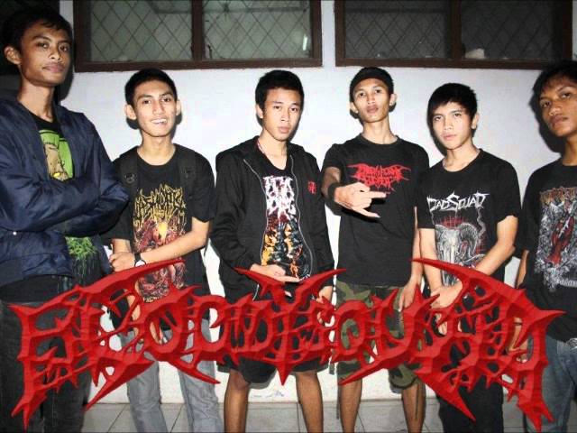 Bloody Squad - Pasukan berdarah class=