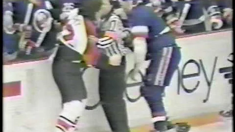 Alan Kerr vs Al Secord Round 3 & Rick Tocchet vs G...