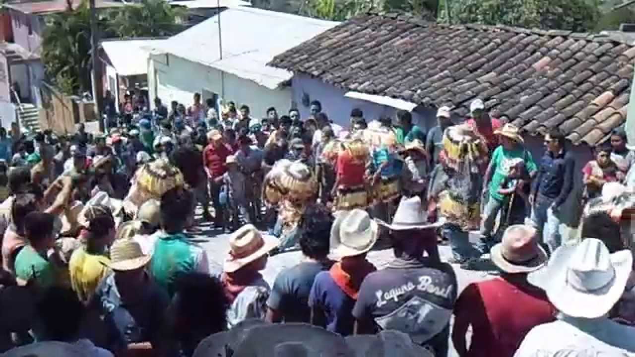 CARNAVAL ZOQUE DE SAN FERNANDO, CHIAPAS. DANZA DEL TIGRE. LA PLEBE. FEBRERO 2015