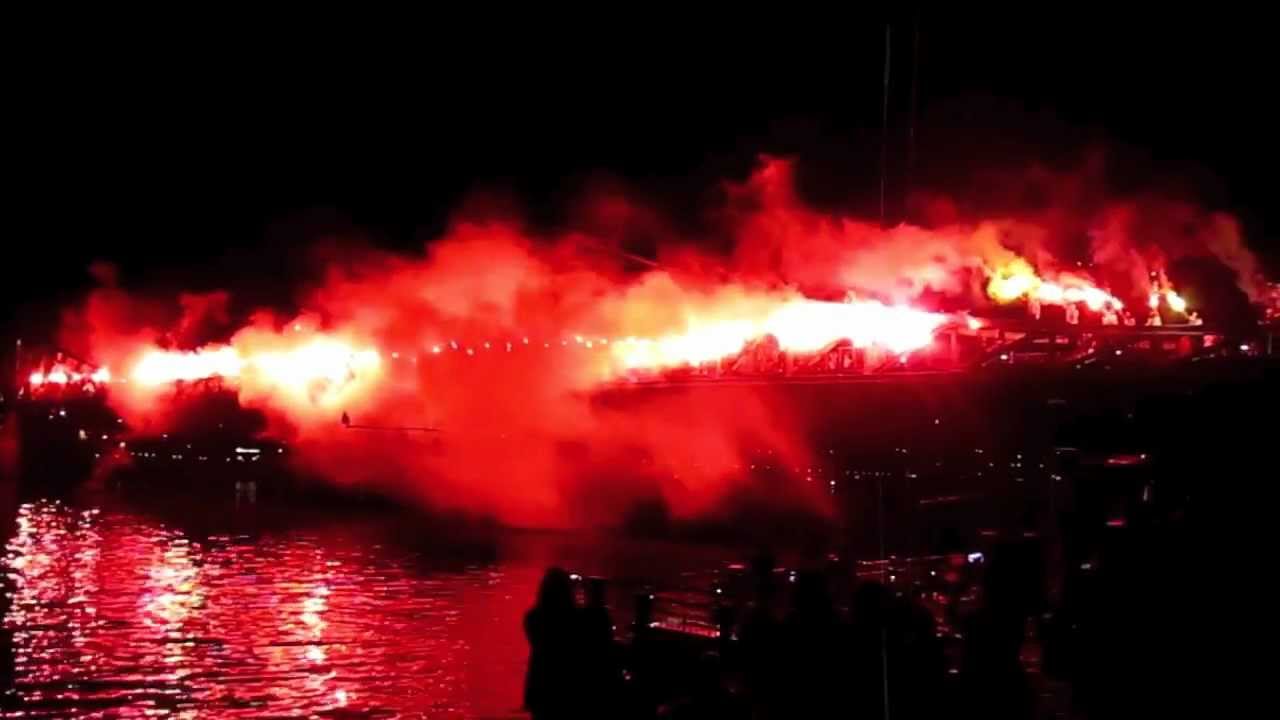 (HD) 15 Jahre Ultras Frankfurt (UF97) Jubiläum - Feuerwerk ...