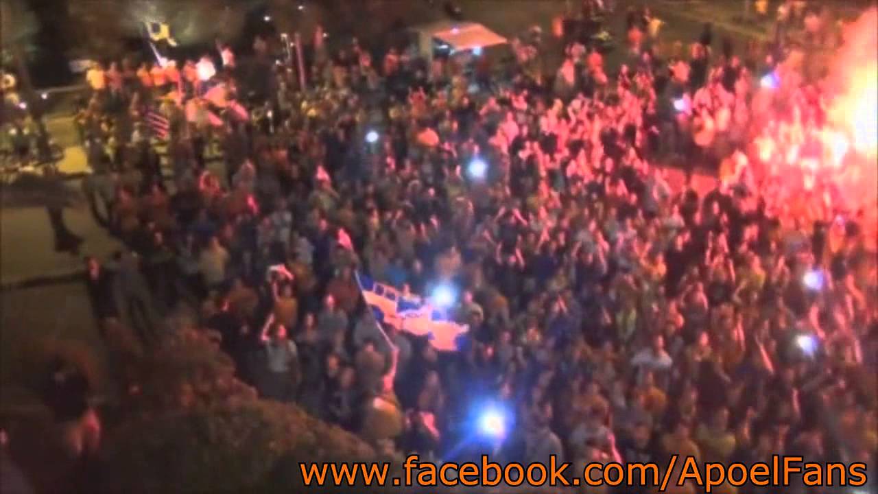 ΑΠΟΕΛ ΠΡΩΤΑΘΛΗΤΗΣ 2012 - 2013 (ΕΞΩΣΤΗΣ - ΠΑΝΥΓΗΡΙΣΜΟΙ)