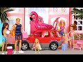 Familia Barbie Empaca Para un Dia en La Playa