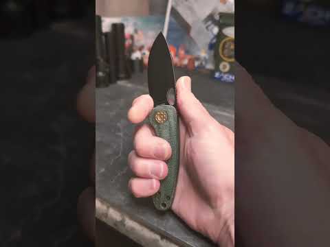 New Acorn Knife