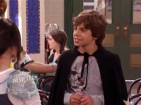 Jake T. Austin - Wizards Of Waverly Place S02E11