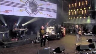 Download lagu BOOMTOWN RATS- 'SOMEONE'S LOOKING AT YOU'