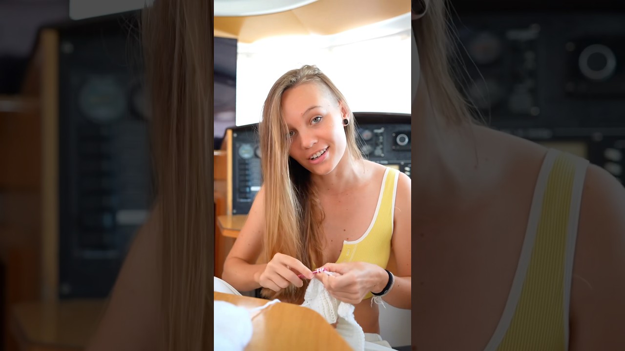 ⁣Some people need to touch some grass #boatgirl #boatlife #liveaboard #brawniebee