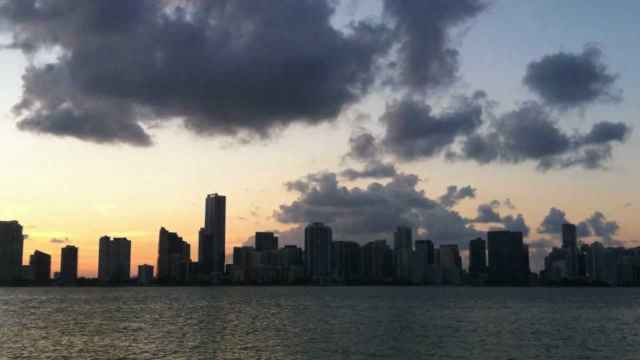 South Beach/Time Lapse/ EOS/iPhone4/golden hour