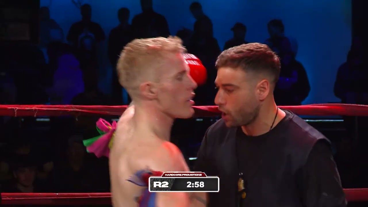 Petchumpon Rama1 vs Matthew Packer