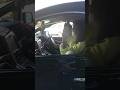 車覗いたらギャルが踊ってた