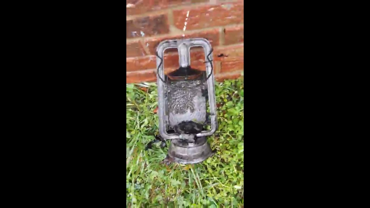 Cleaning off paint after a Reverse Electrolysis bath YouTube