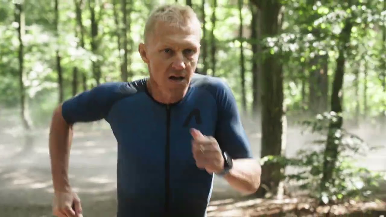 Petr Vabroušek v triatlonovém oblečení od ATEXu