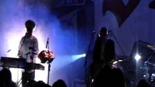 Big Audio Dynamite - "C'mon every beatbox" live