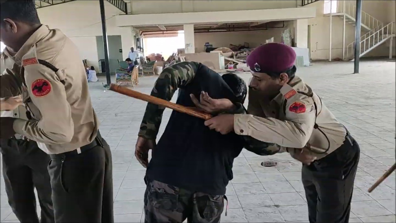 Security Guard Training (Hard Skill)  03 : Nightstick / Baton Tactics
