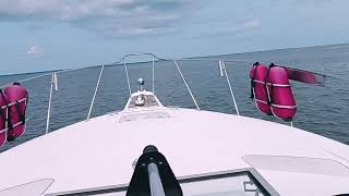 1986 Trojan International 10m mid-cabin Express Cruiser.