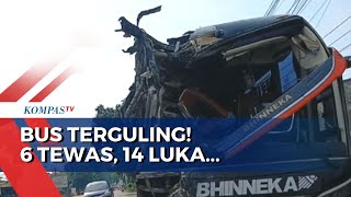 Melaju Kencang, Bus Jurusan Merak-Cirebon Terguling di Tol Jakarta-Cikampek KM 41!