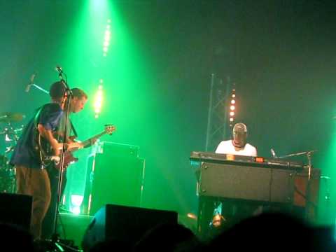Groundation - Small Axe (Bob Marley Cover) @ Zénith de Paris - 03/11/09