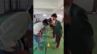 Shoulder Knee Cone Game #physicaleducation #minigames #pegames