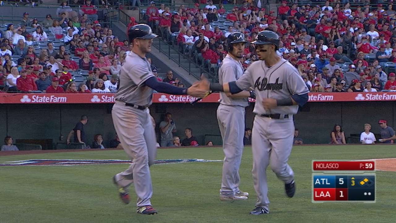 ATL@LAA: Braves plate six runs in the 3rd inning