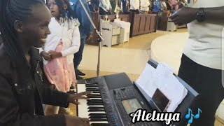 Mimi Nimesikia (Aleluya) Mass performance