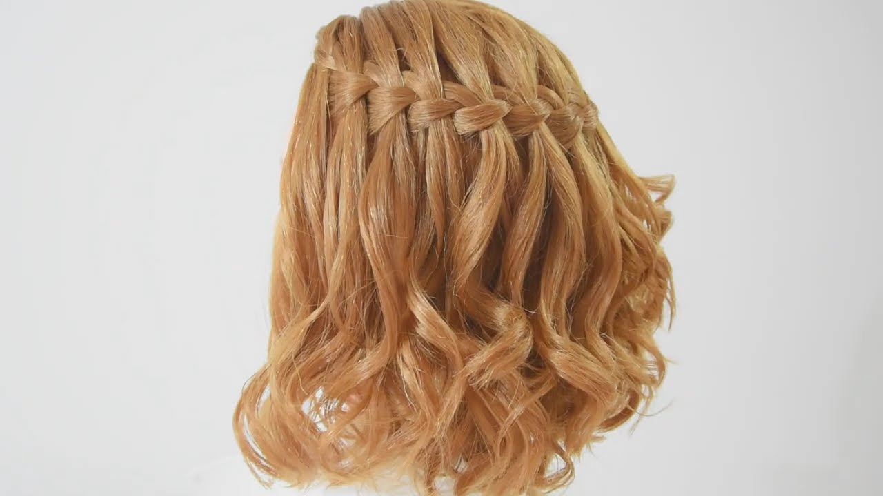 Acconciature Capelli Corti: Treccia a Cascata 