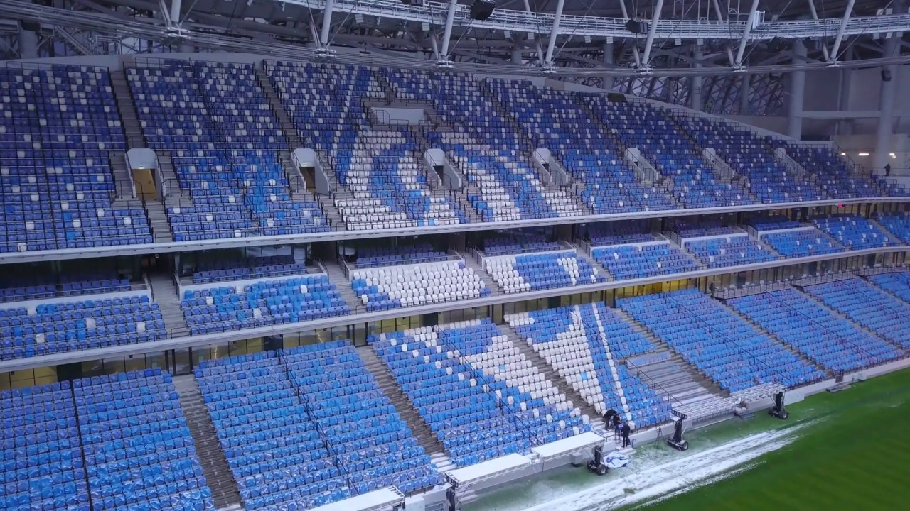 Сколько вмещает стадион динамо