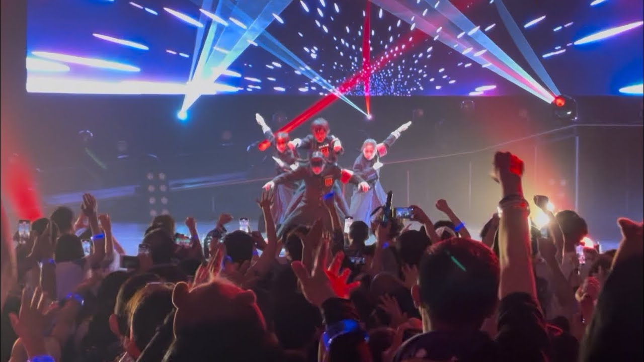 Pineapple Kryptonite (Yohji Igarashi Remix)    新しい学校はすゝむツアー　千葉公演　2025年9月6日(土)