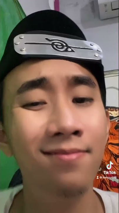 HAHA GAK PUNYA CELANA ANGEL COWO?